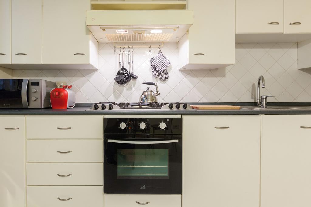 Easyhomes - San Babila Corridoni Milan Exterior photo