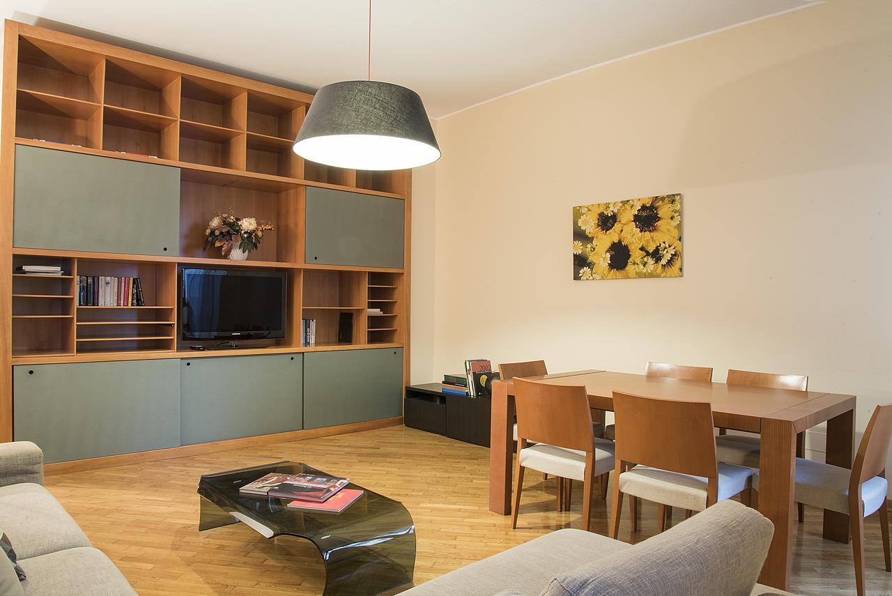 Easyhomes - San Babila Corridoni Milan Exterior photo